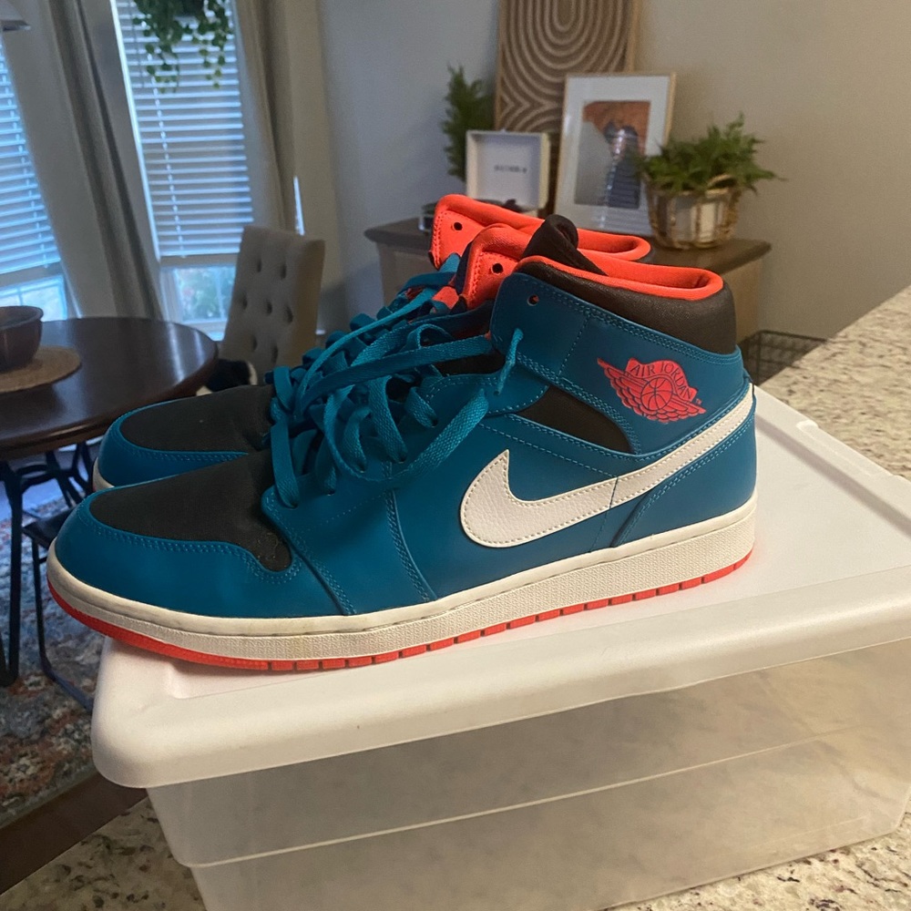 Air Jordan Retro 1